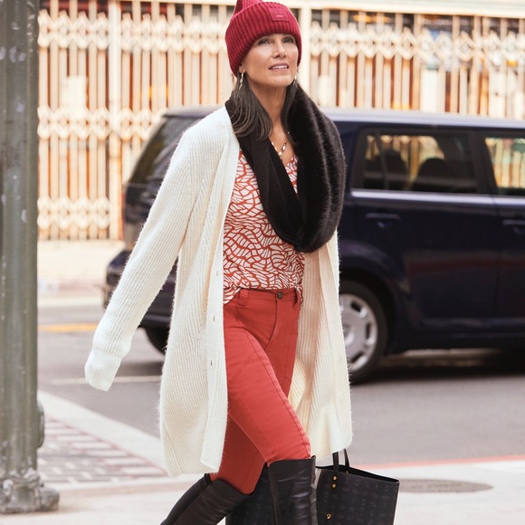 Cabi Twirl Top style 4183 - Picture 4 of 9